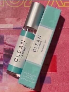 Clean Classic Warm Cotton Rollerball